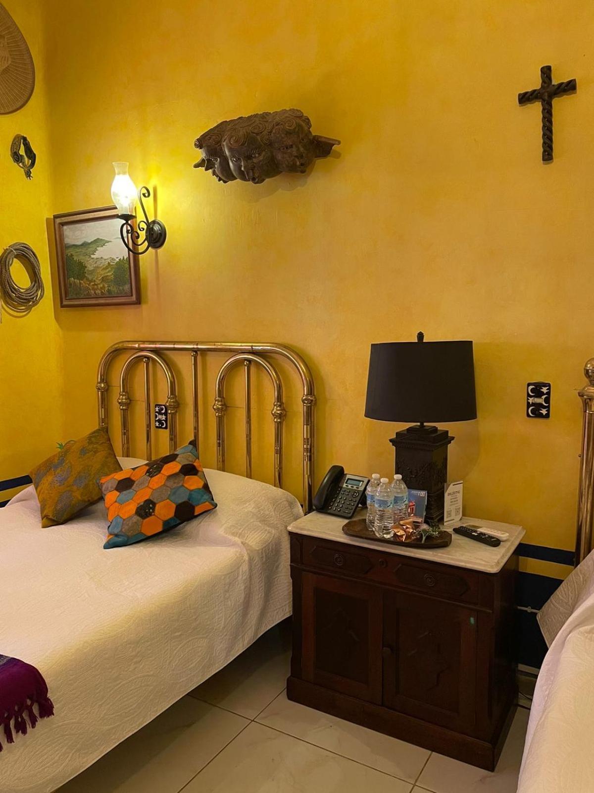 Eklectic Hotel Boutique กัวดาลาฮารา ภายนอก รูปภาพ