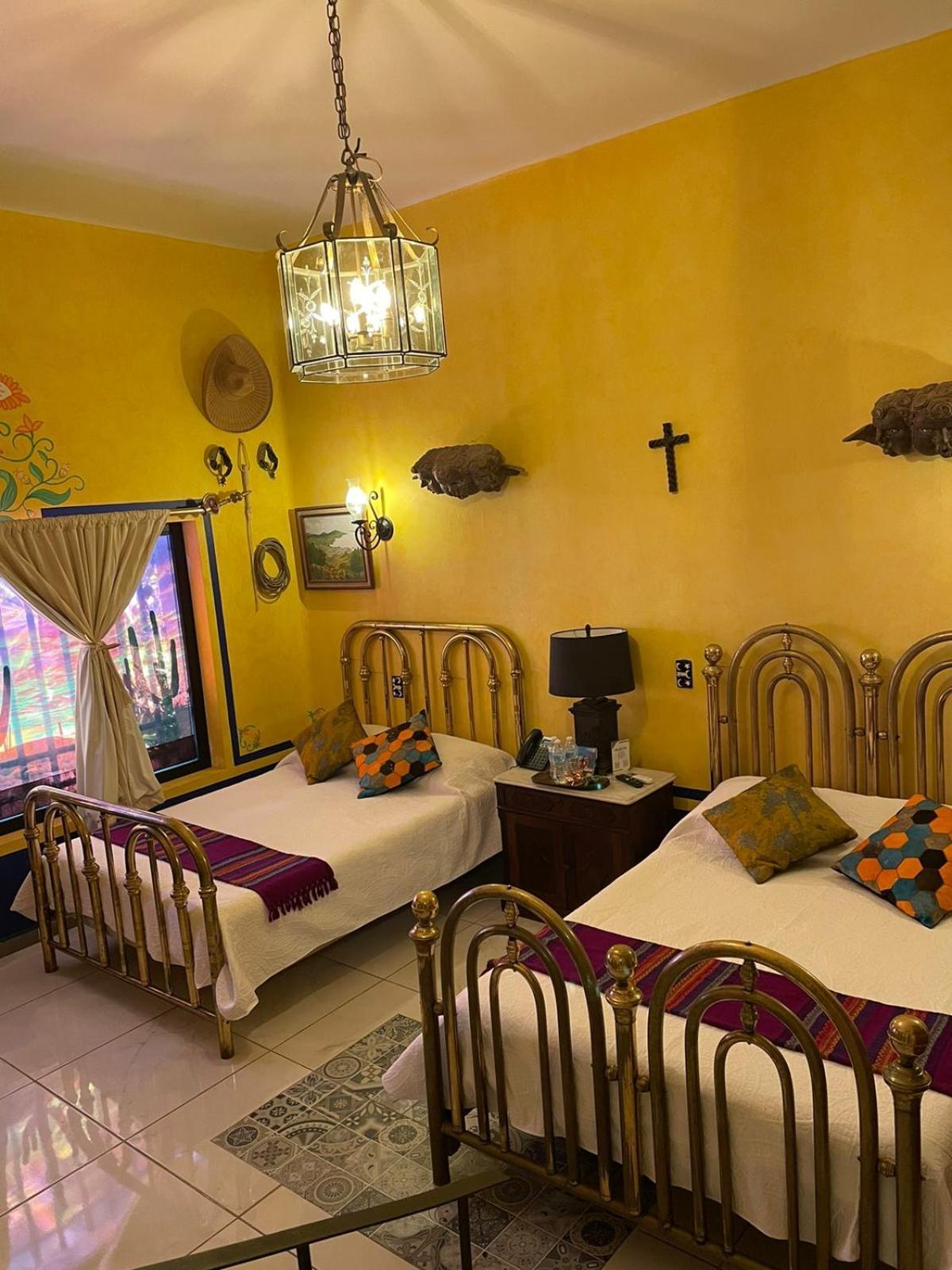 Eklectic Hotel Boutique กัวดาลาฮารา ภายนอก รูปภาพ